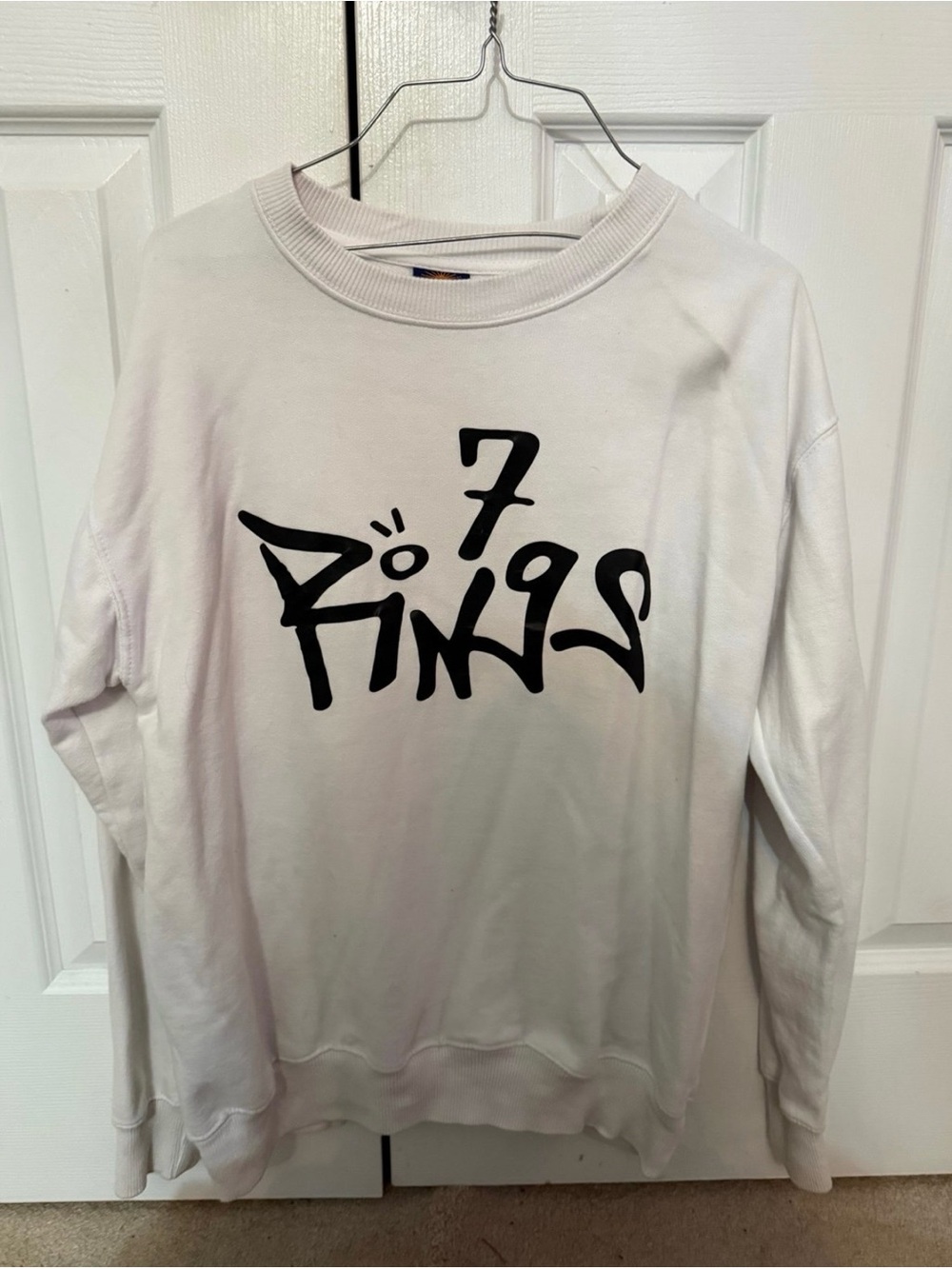 Ariana Grande 7 rings sweatshirt